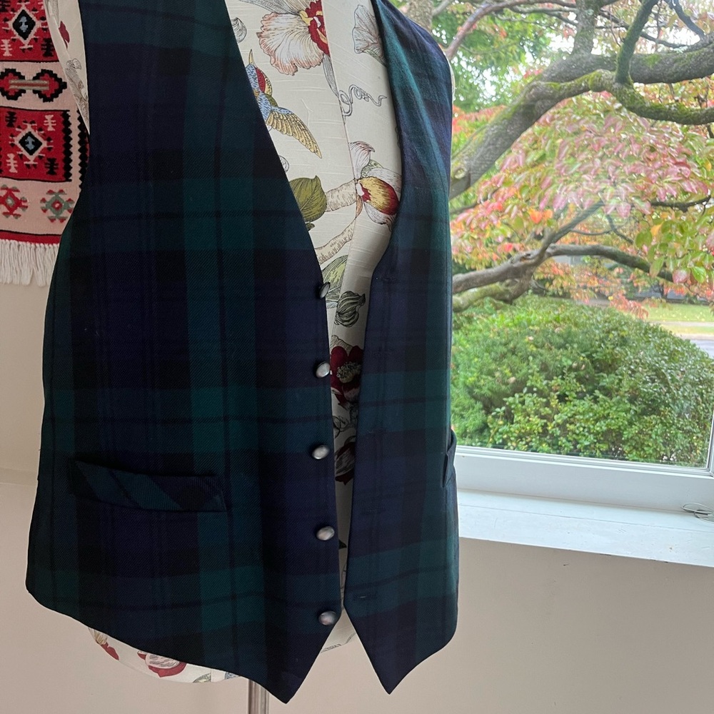 Off the cuff England vest
